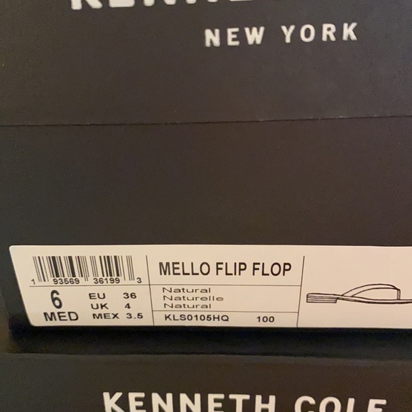 Kenneth Cole Mello Flip Flop NWT - Picture 8 of 9